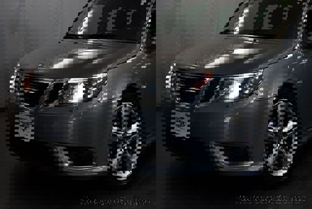 Used 2009 Saab 9-3 Aero image 2