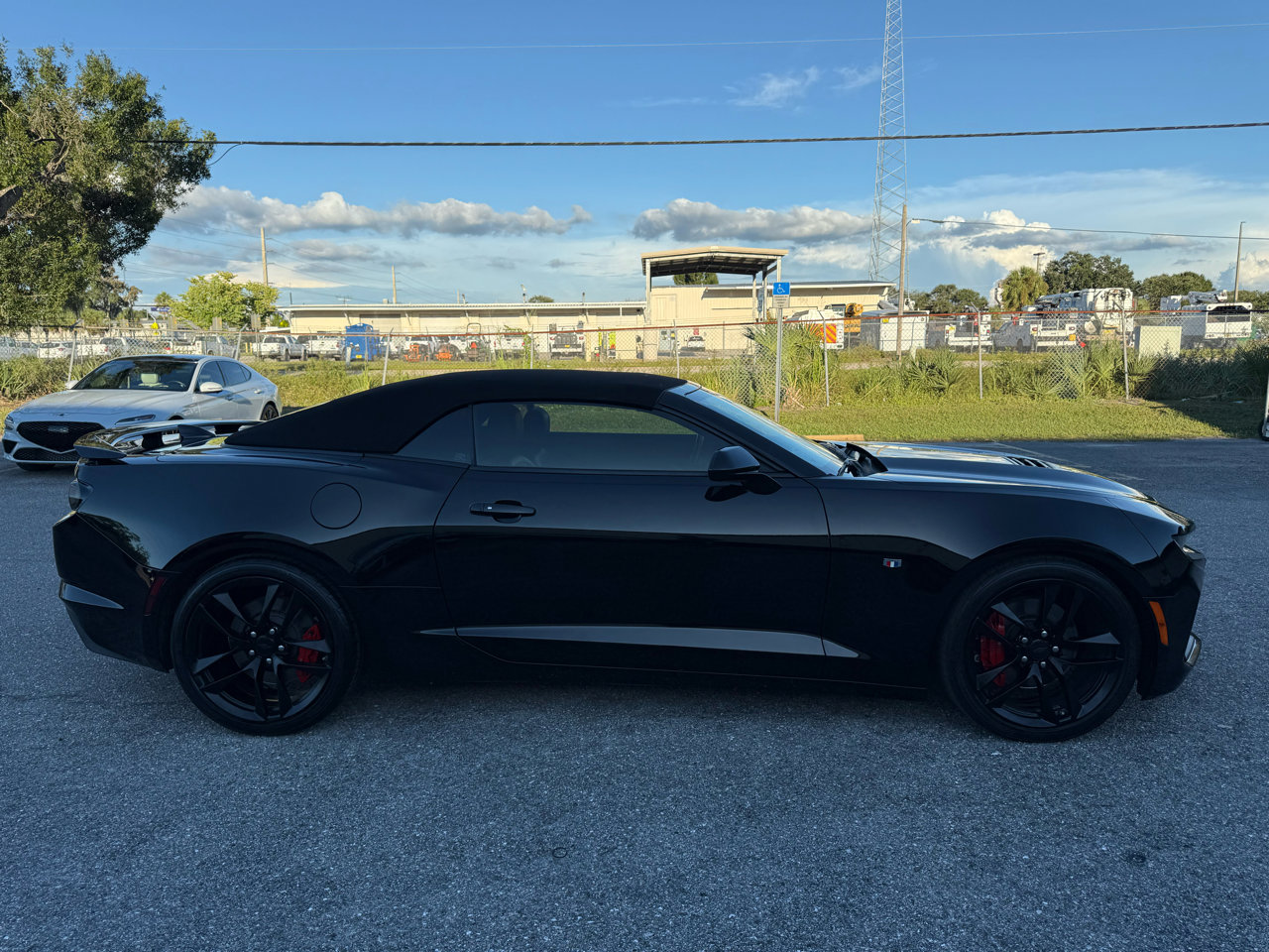 Used 2023 Chevrolet Camaro SS image 4