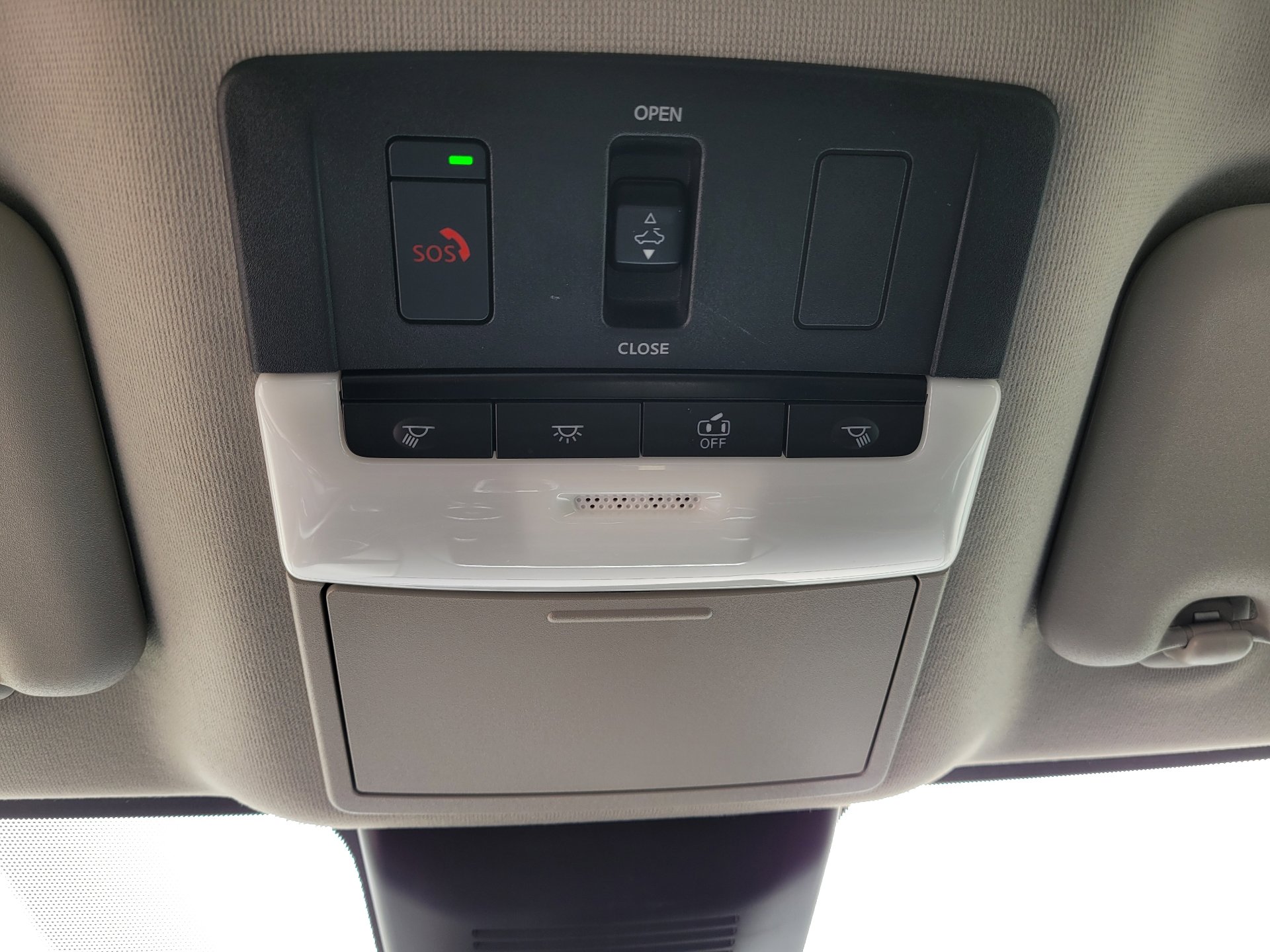 Certified 2023 Nissan Sentra SR w/ SR Premium Package image 30