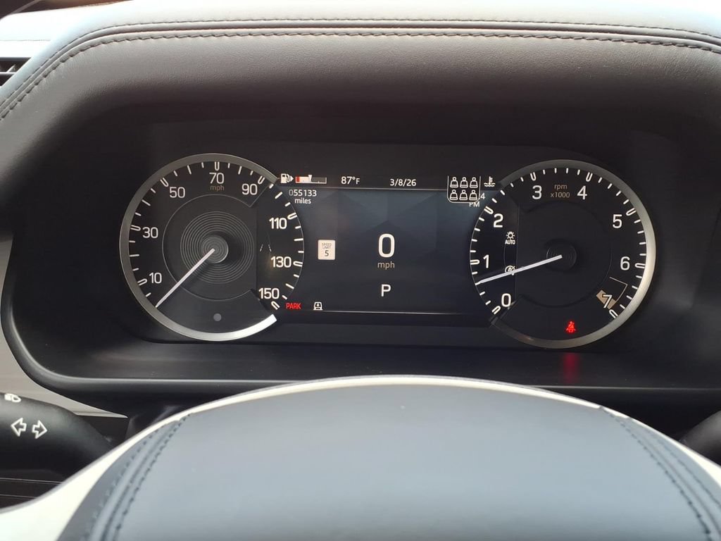 Certified 2023 Land Rover Defender 130 X-Dynamic SE AWD/4WD image 14