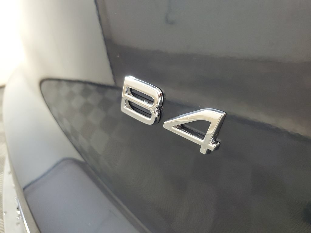 New 2026 Volvo XC40 B4 Core w/ Protection Package Premier FWD image 7