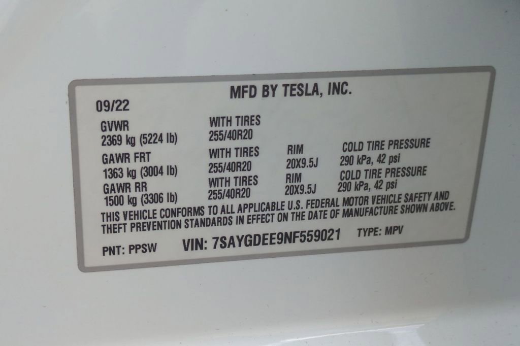 Used 2022 Tesla Model Y Long Range AWD/4WD image 21