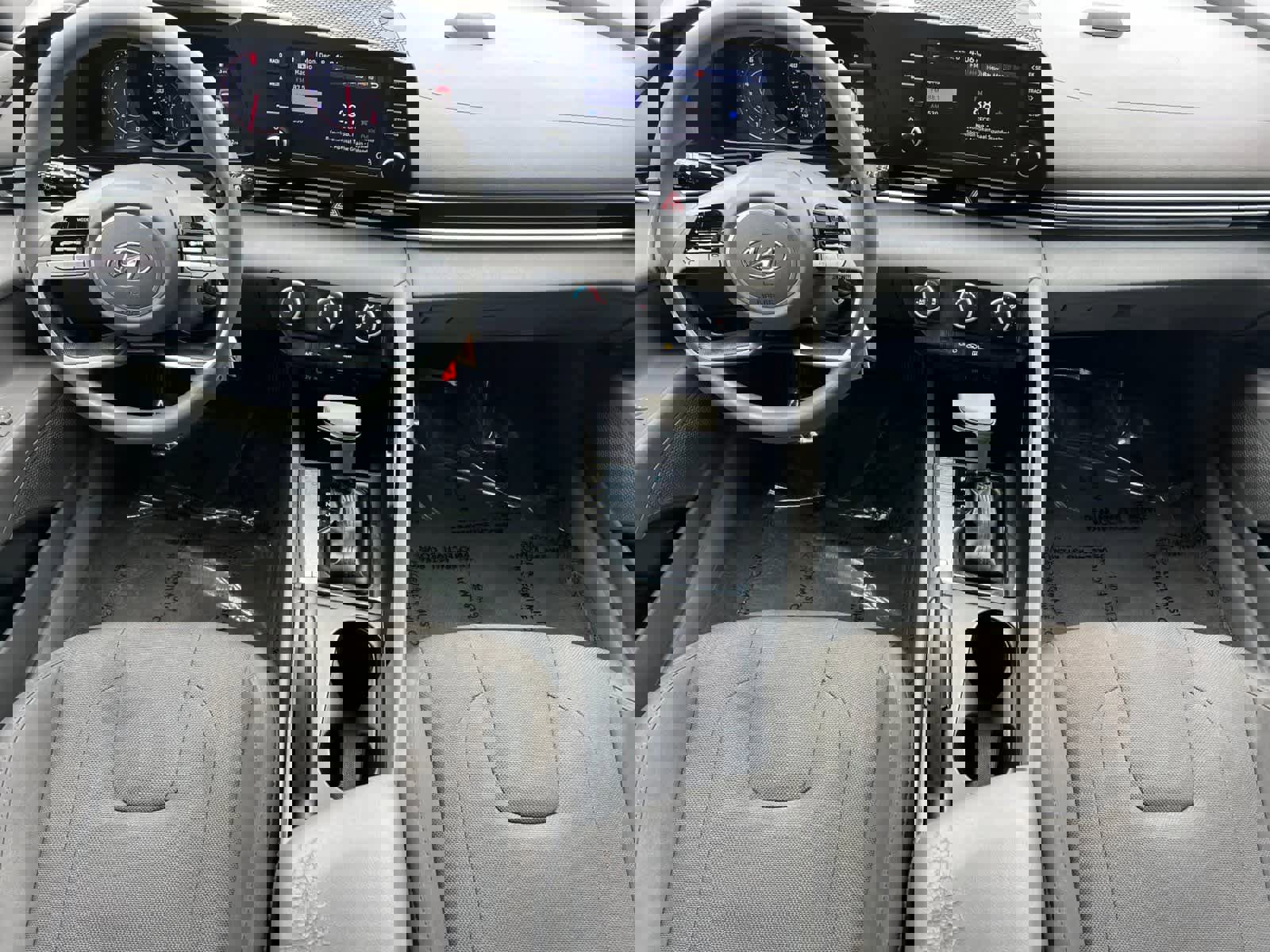 Used 2021 Hyundai Elantra SE image 4