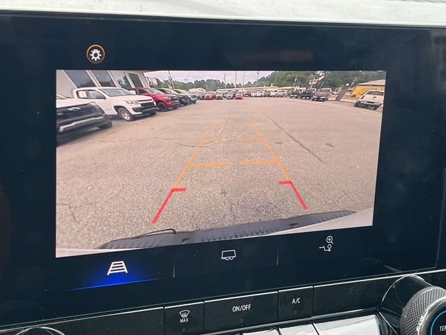 Used 2024 Chevrolet Colorado W/T RWD image 25