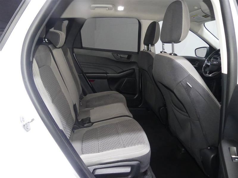 Used 2022 Ford Escape SE w/ Cold Weather Package AWD/4WD image 27