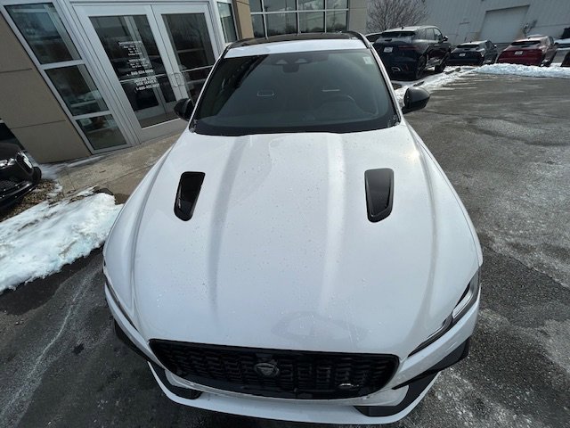 New 2025 Jaguar F-PACE SVR image 11