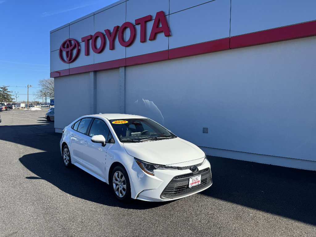 Used 2025 Toyota Corolla LE