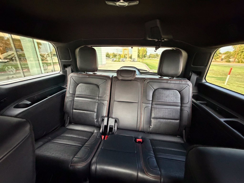 Used 2024 Lincoln Navigator Black Label AWD/4WD image 23