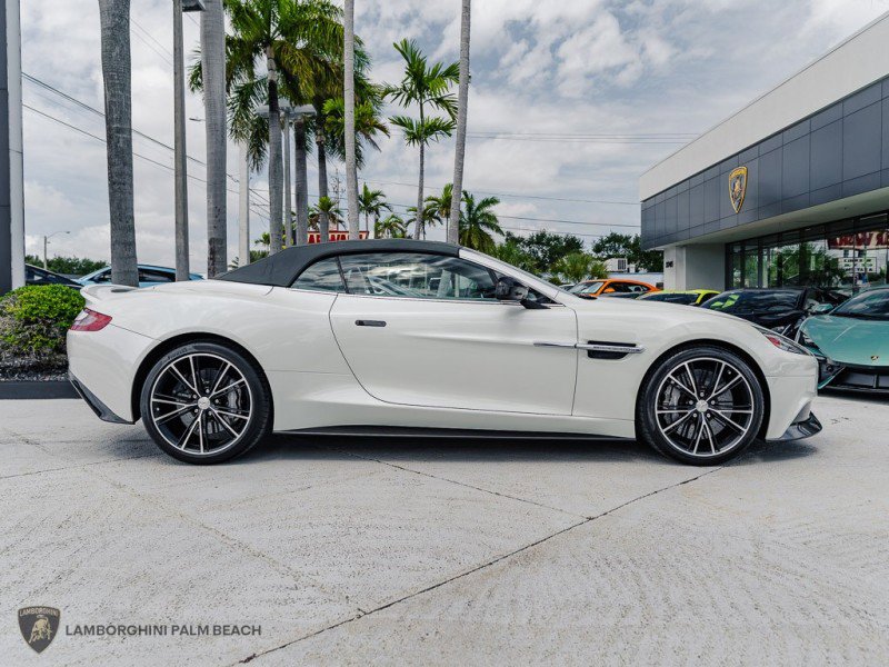 Used 2014 Aston Martin Vanquish Volante RWD image 9