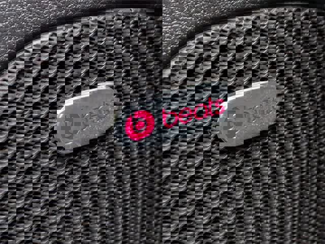 Used 2017 Dodge Durango R/T image 32