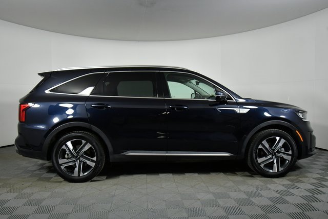 Used 2024 Kia Sorento EX image 15