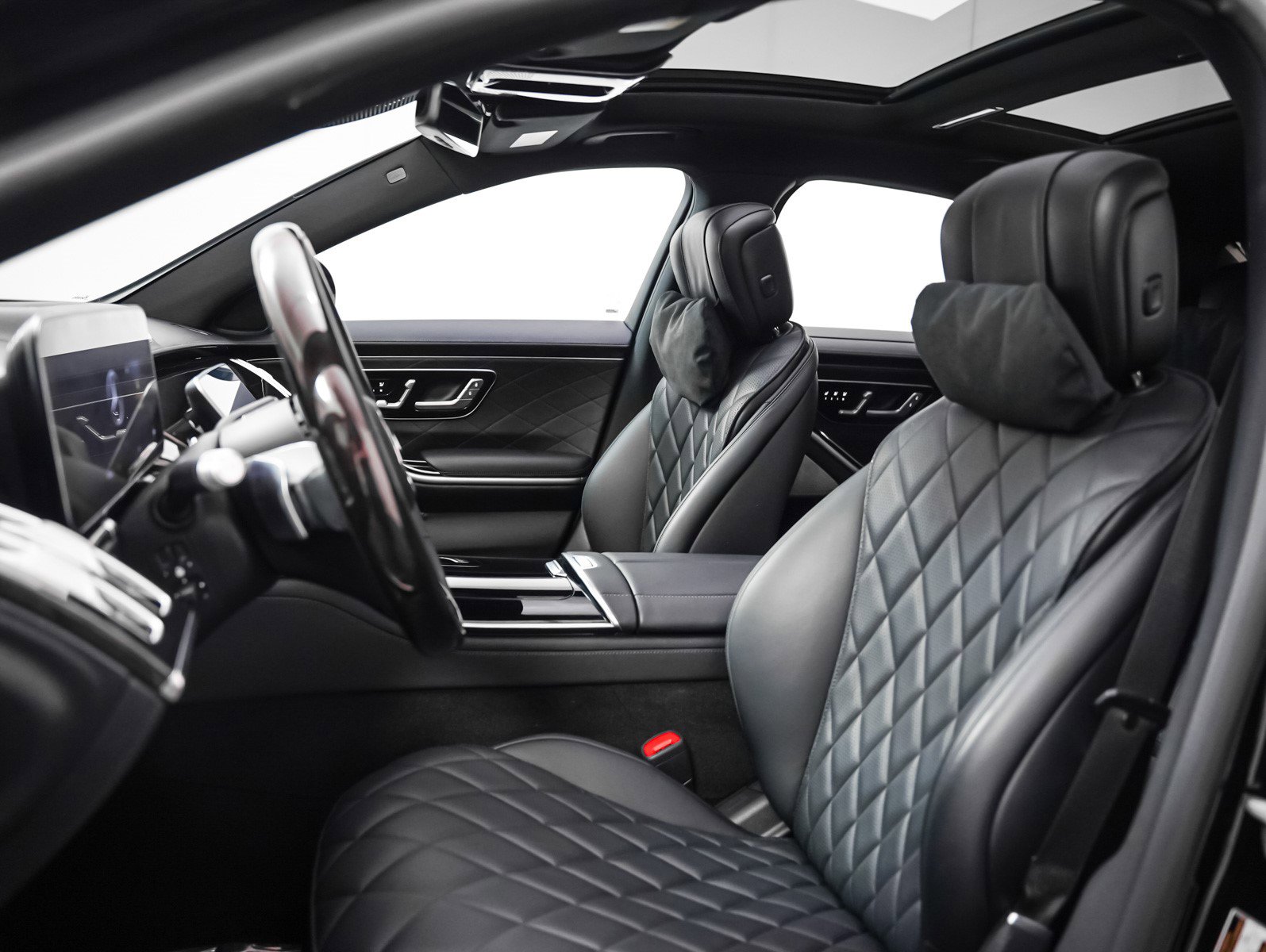 Certified 2024 Mercedes-Benz S 580 4MATIC Sedan image 8