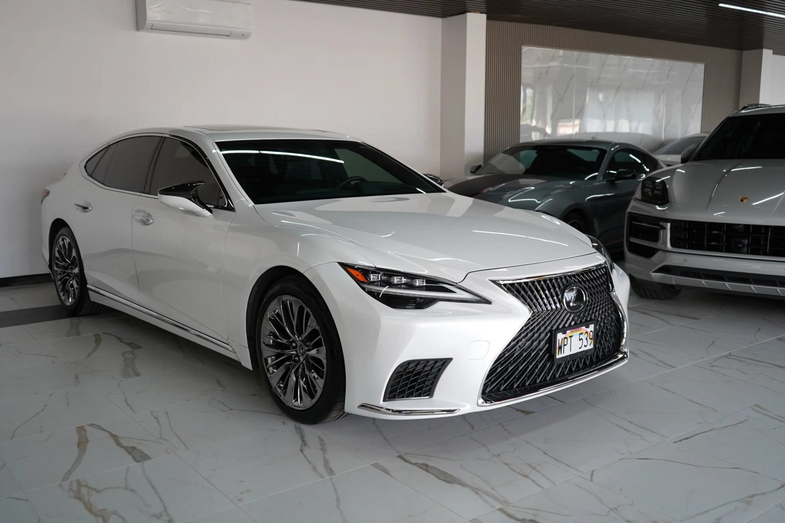 Used 2022 Lexus LS 500 w/ Luxury Package RWD image 27