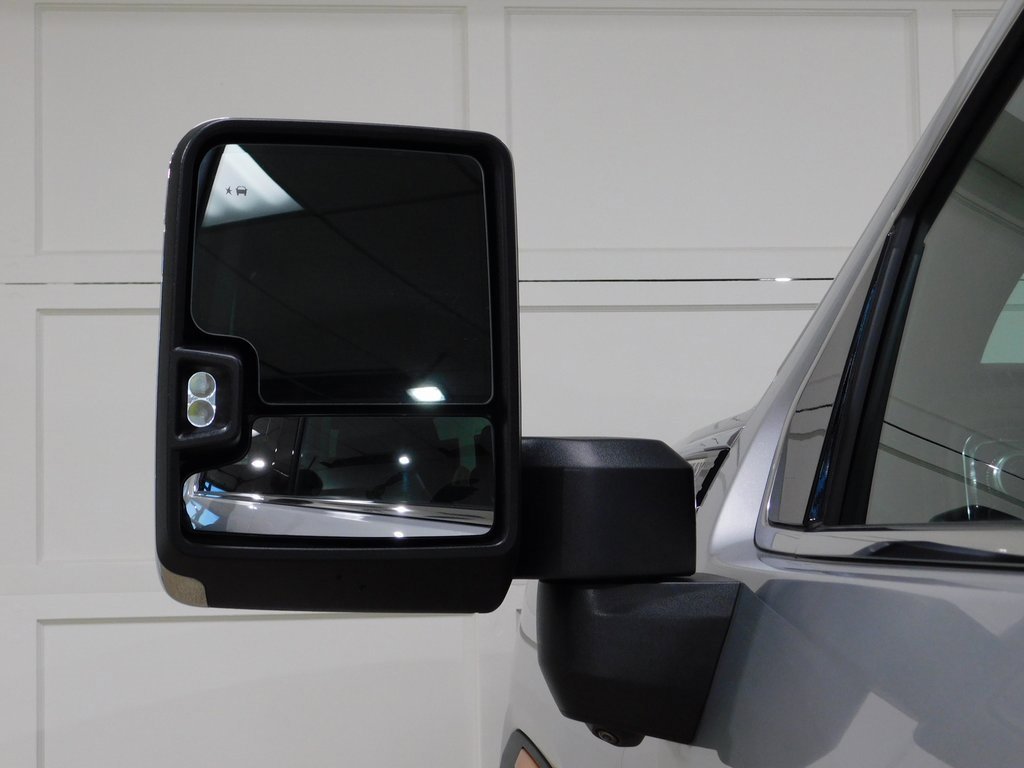 Used 2022 GMC Sierra 3500 Denali w/ Technology Package image 31