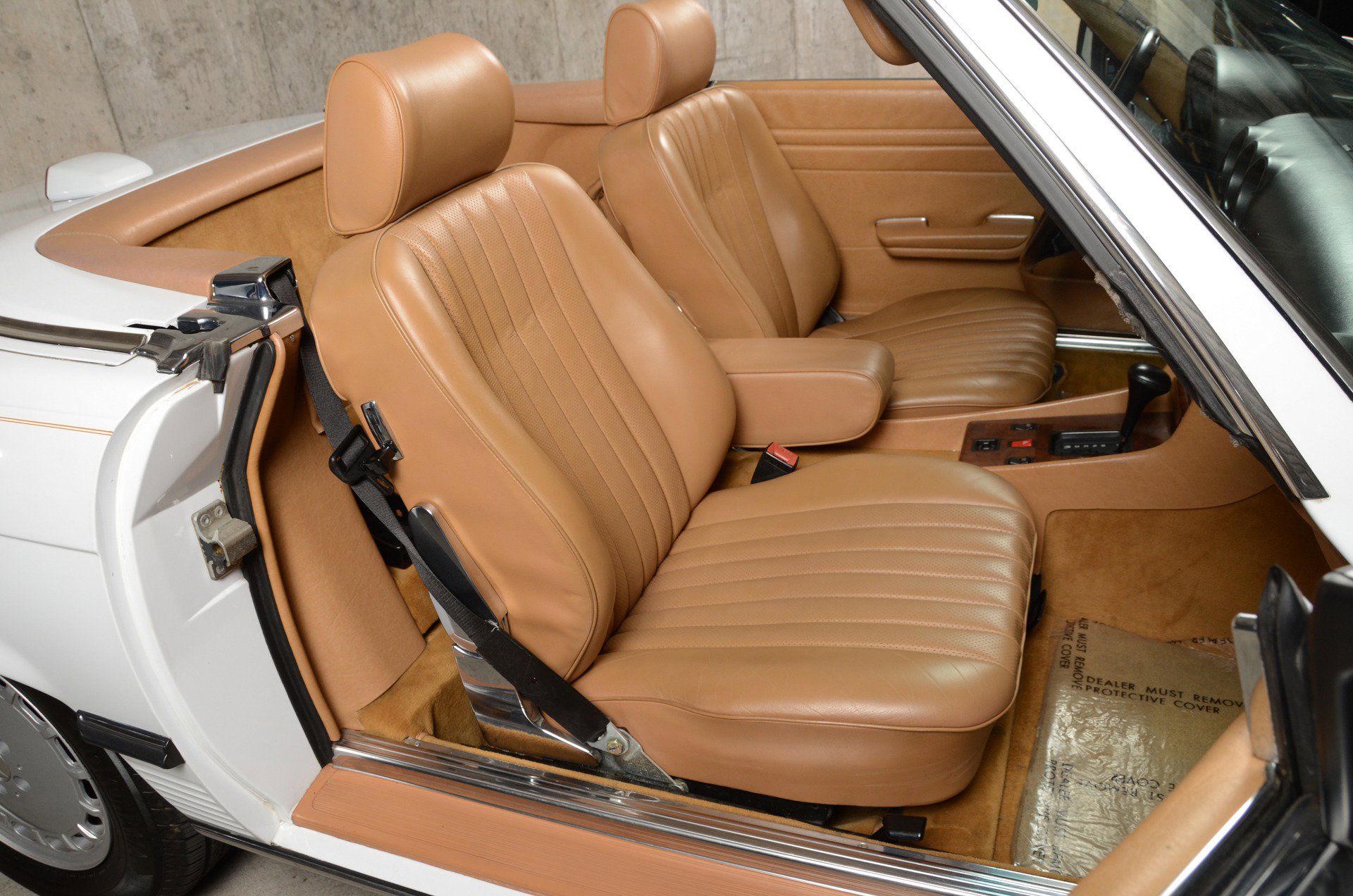 Used 1987 Mercedes-Benz 560 SL image 5