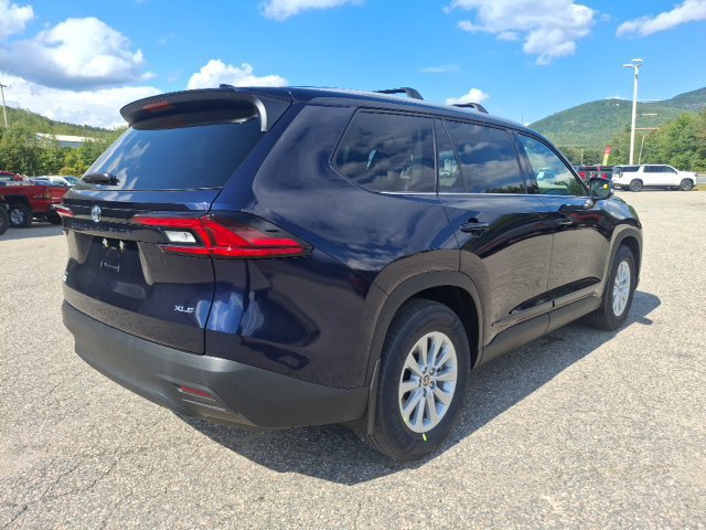 New 2026 Toyota Grand Highlander XLE FWD image 7