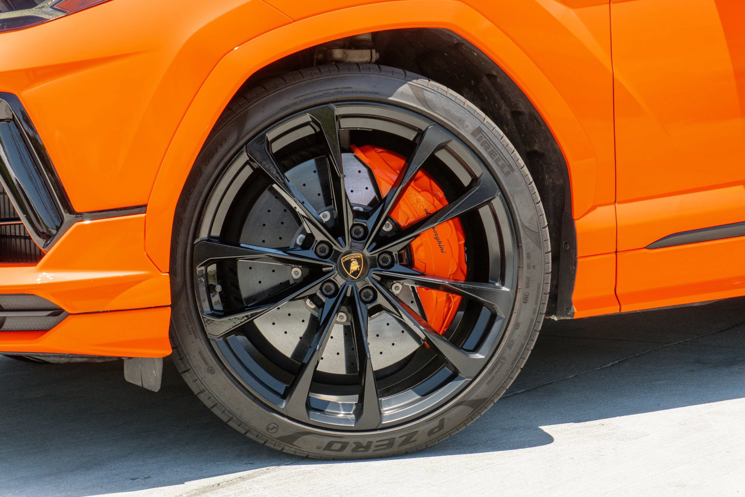Used 2023 Lamborghini Urus S AWD/4WD image 24