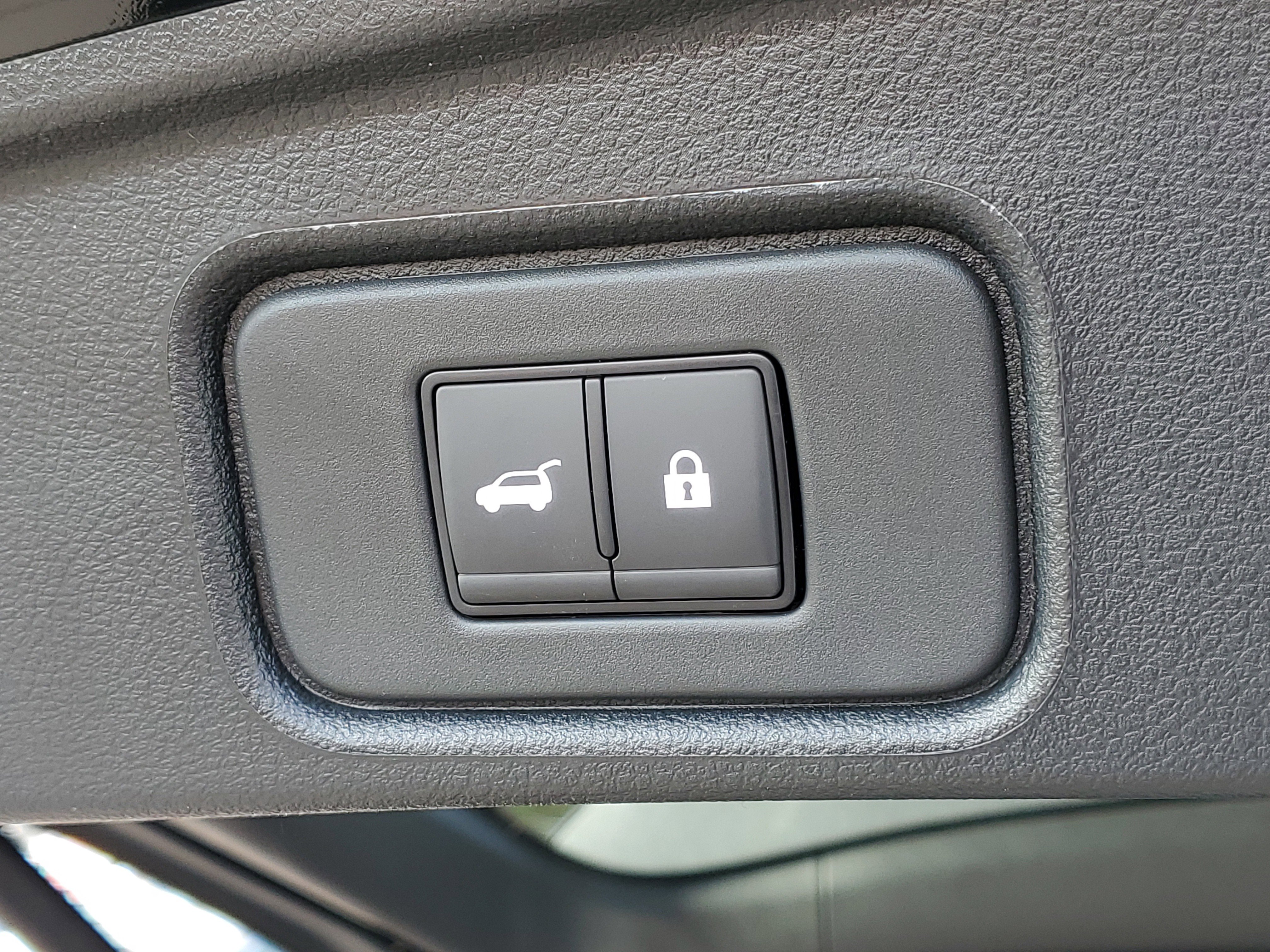 New 2026 Nissan Pathfinder SV w/ SV Premium Package image 31
