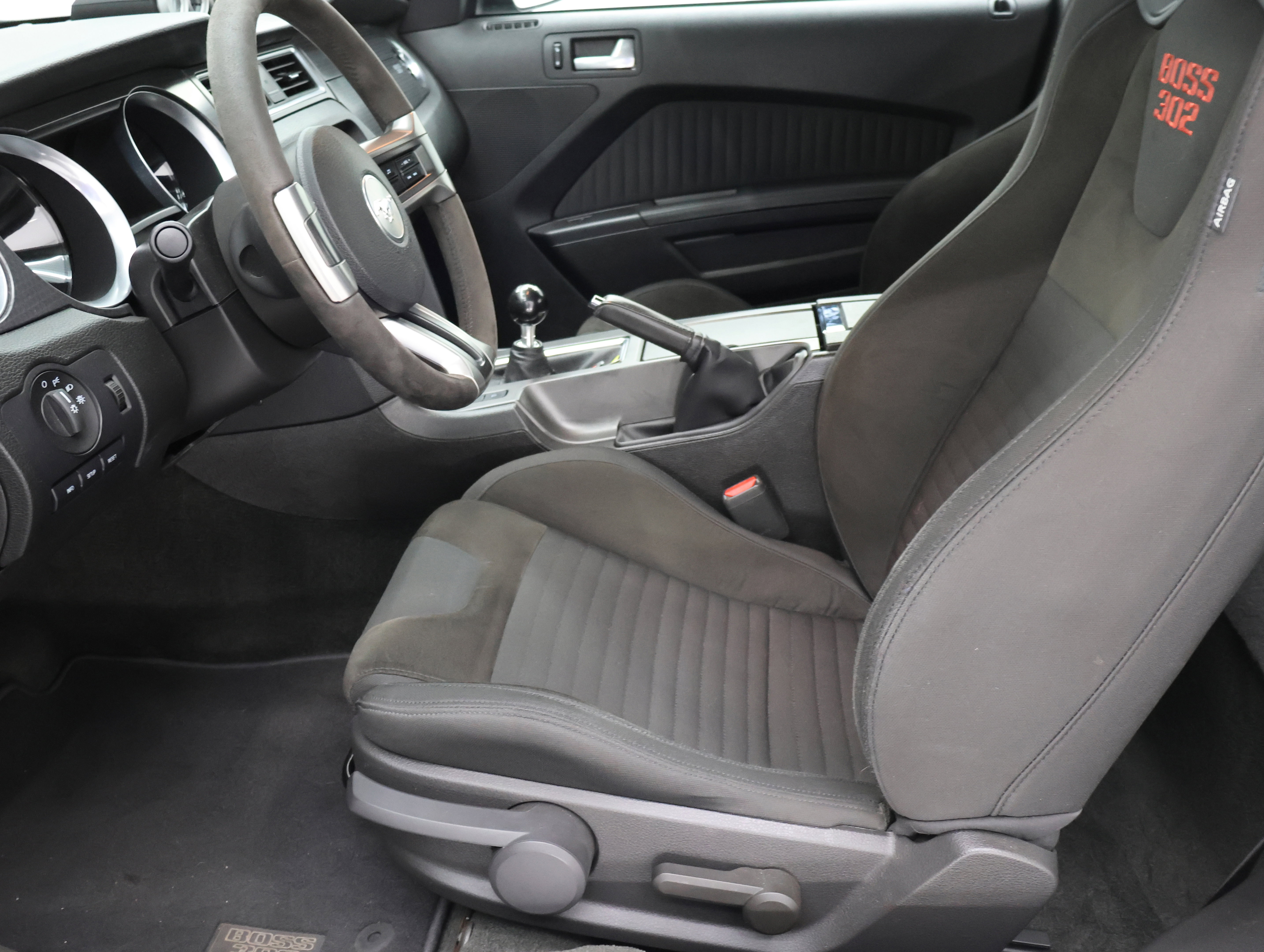 Used 2012 Ford Mustang Boss 302 RWD image 8