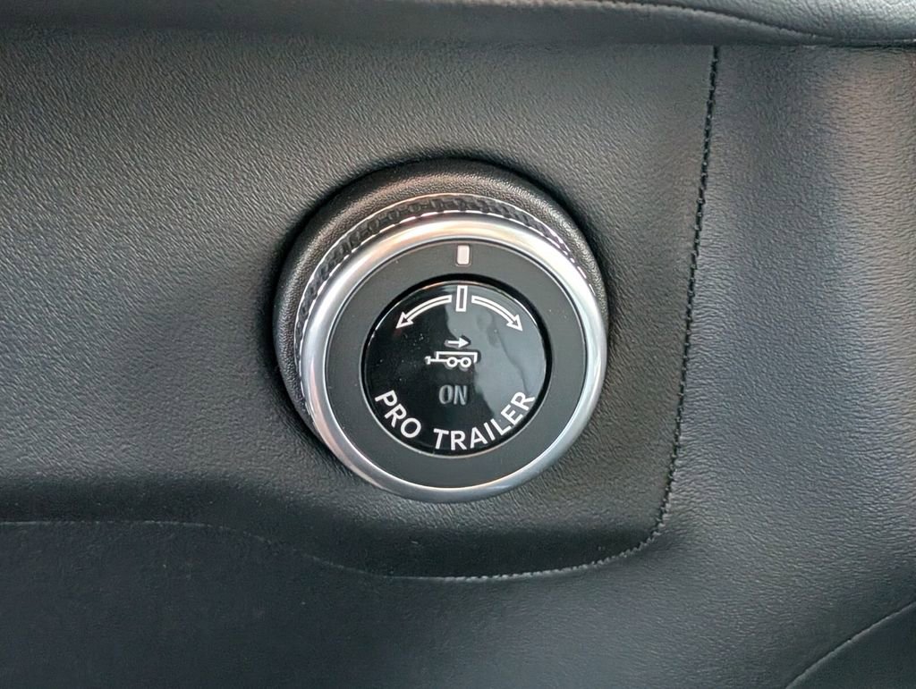 New 2026 Lincoln Navigator L Reserve AWD/4WD image 22