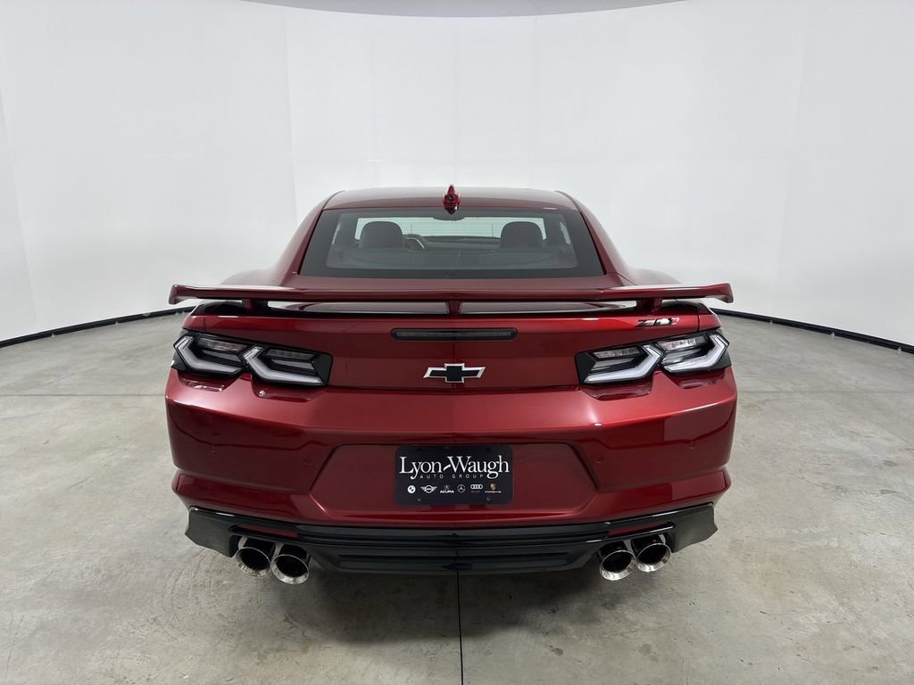 Used 2022 Chevrolet Camaro ZL1 RWD image 6