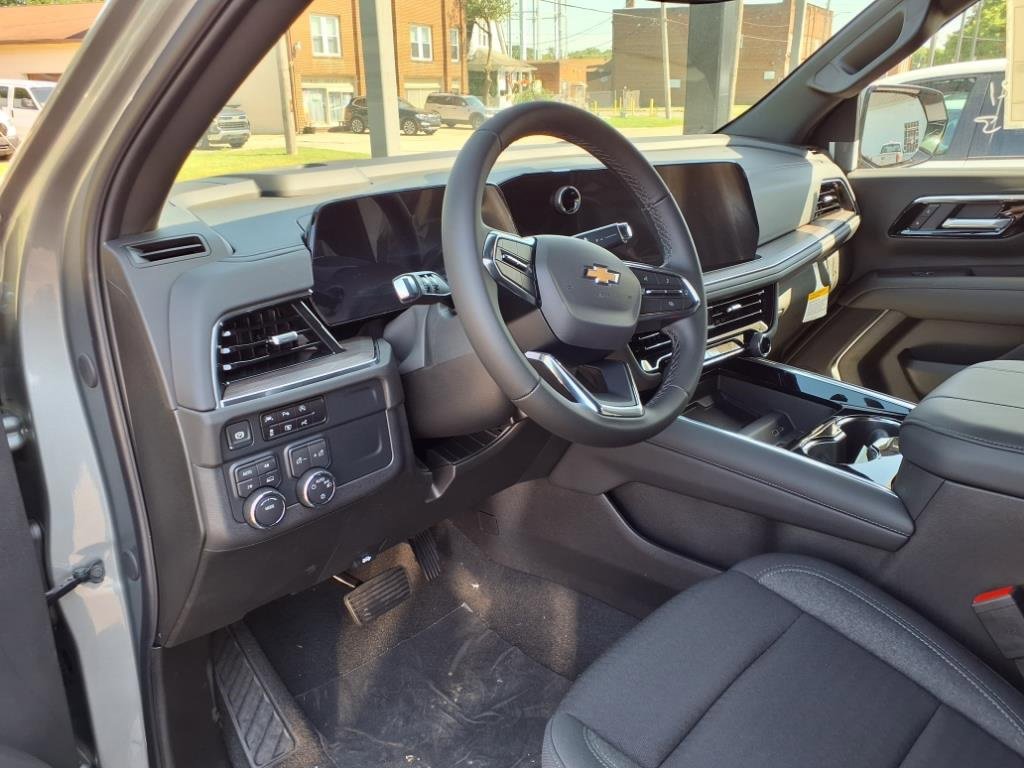 New 2025 Chevrolet Tahoe LS w/ LPO, Dark Essentials Package image 7