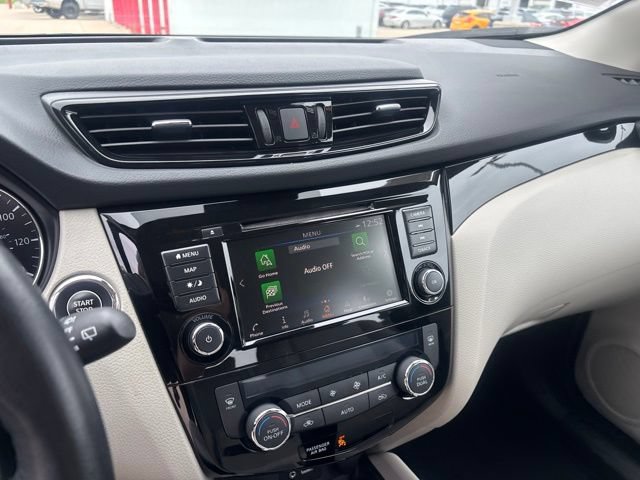 Used 2022 Nissan Rogue Sport SL FWD image 18
