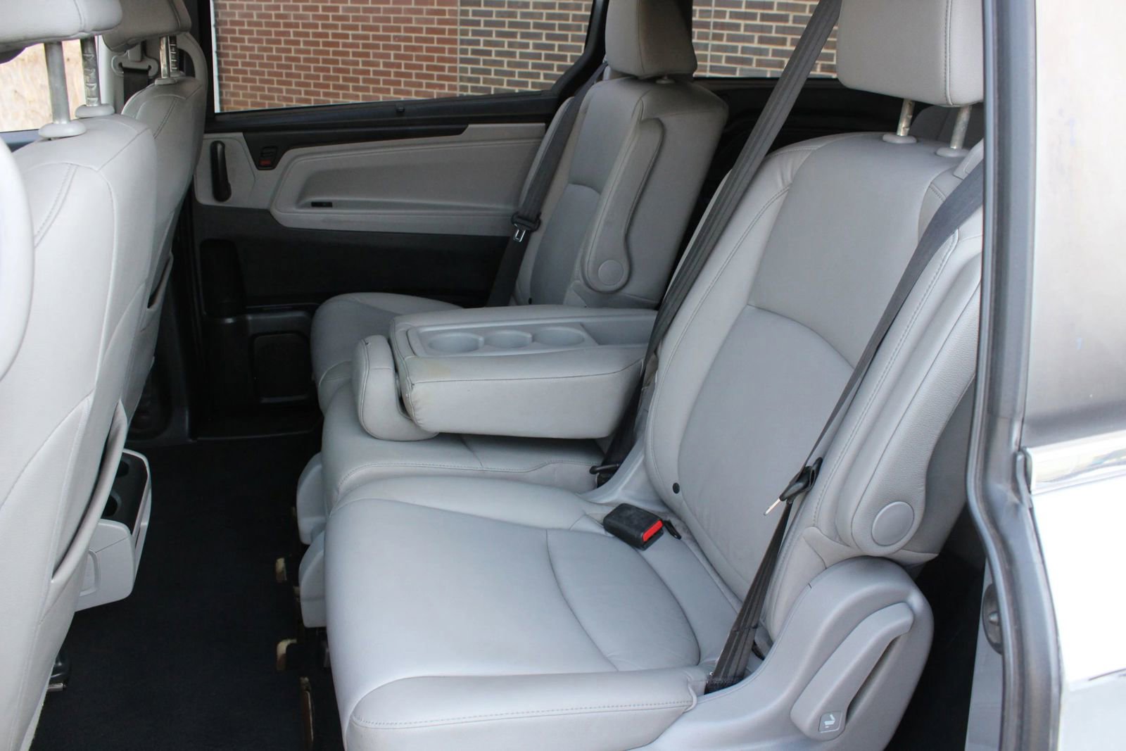 Used 2018 Honda Odyssey EX-L image 36