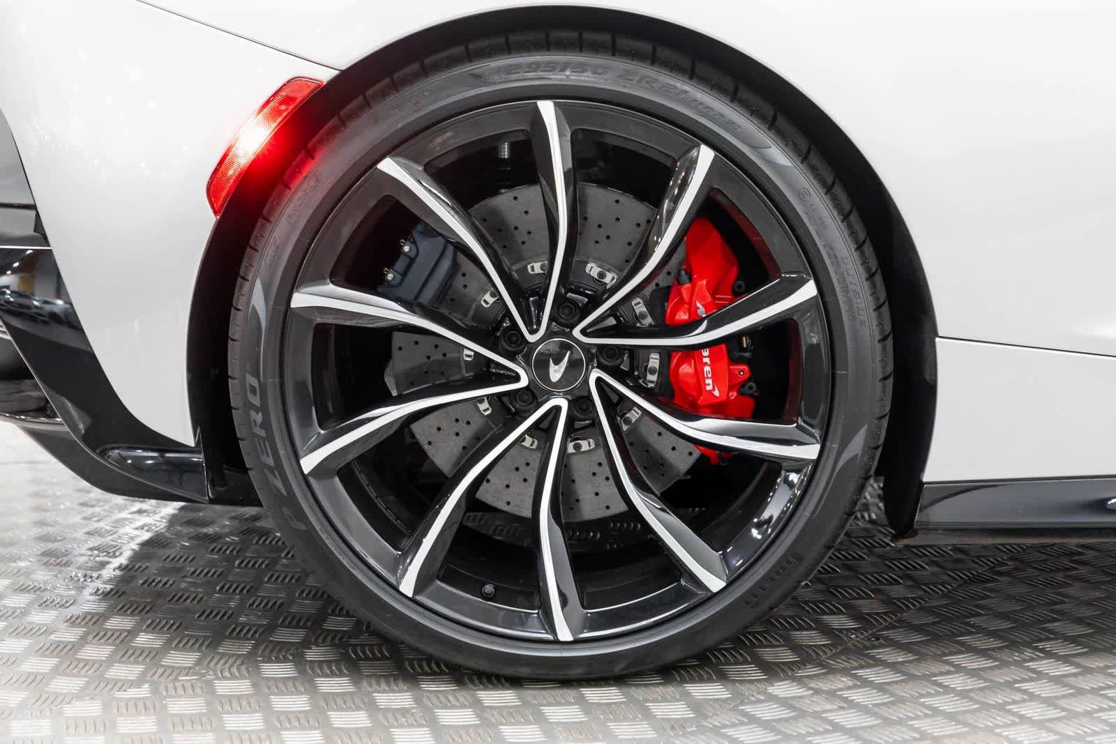 Used 2025 McLaren GTS RWD image 42