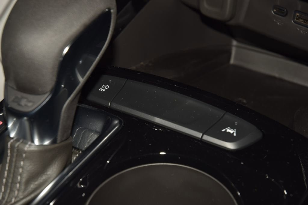 New 2026 Chevrolet Trax ACTIV w/ Sunroof Package FWD image 31