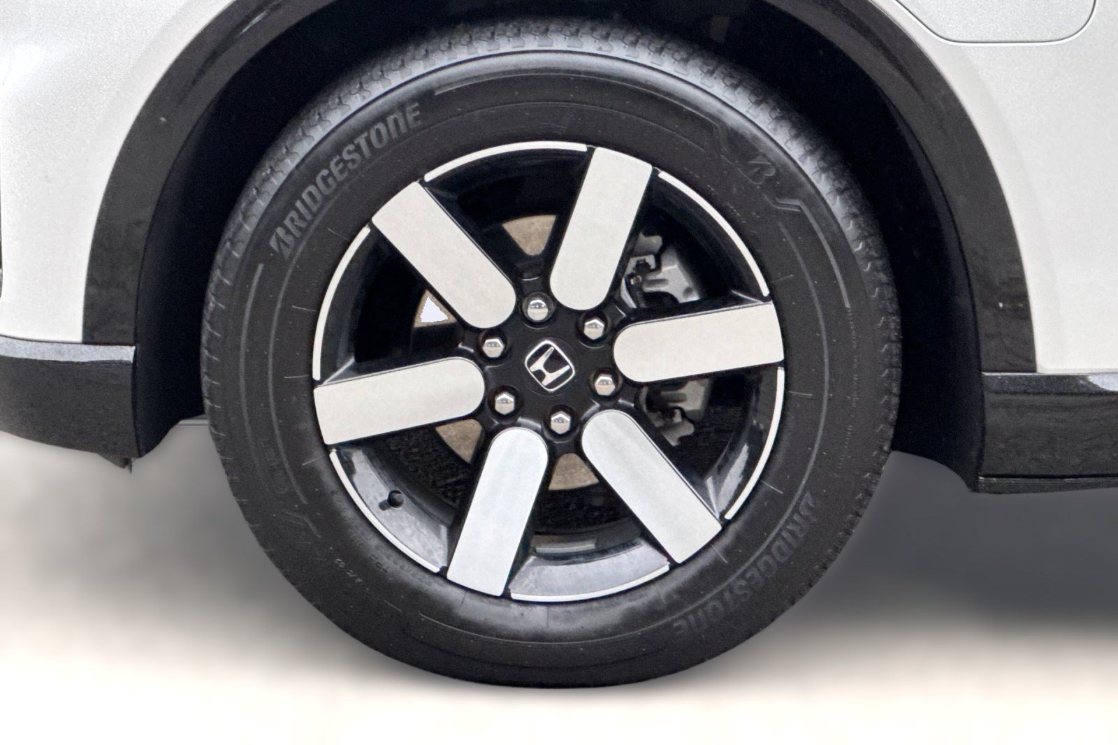 Certified 2024 Honda Prologue Touring image 12