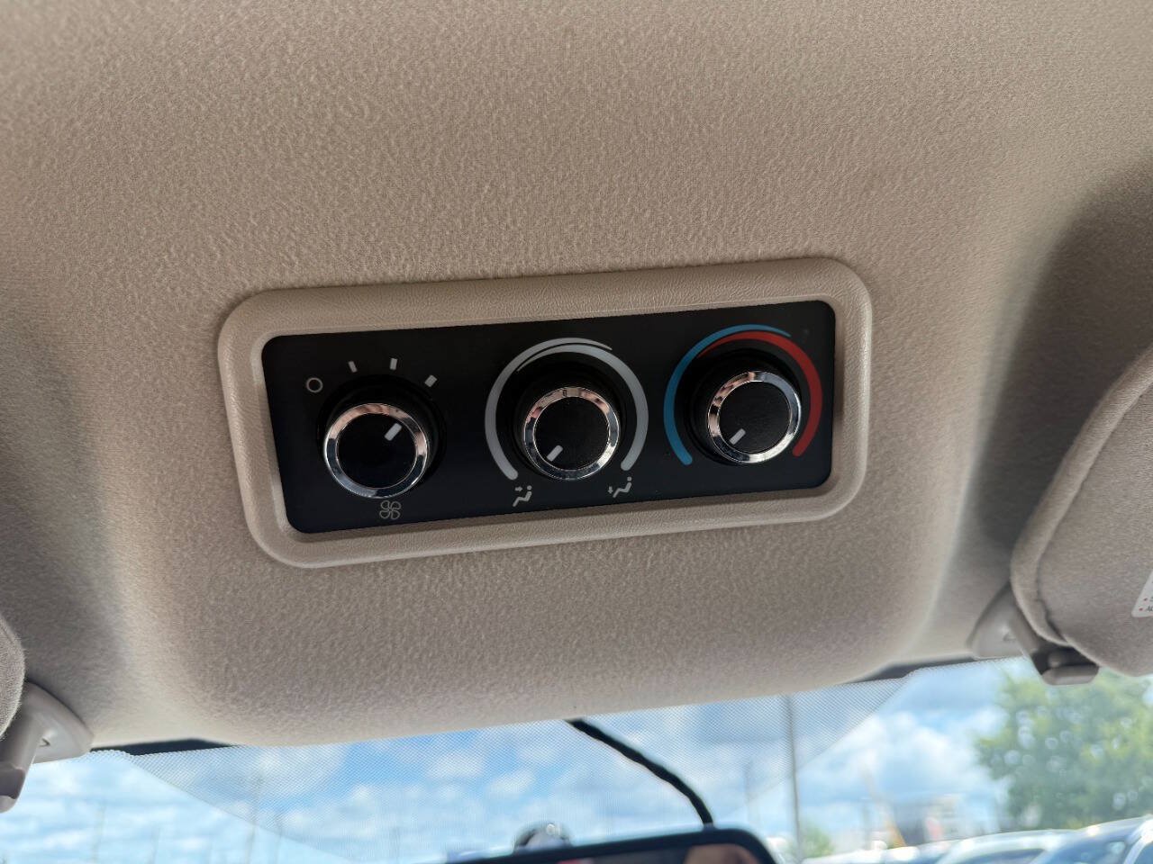 Used 2017 GMC Savana 3500 LS RWD image 43