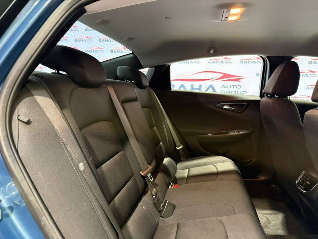 Used 2025 Chevrolet Malibu LT FWD image 38