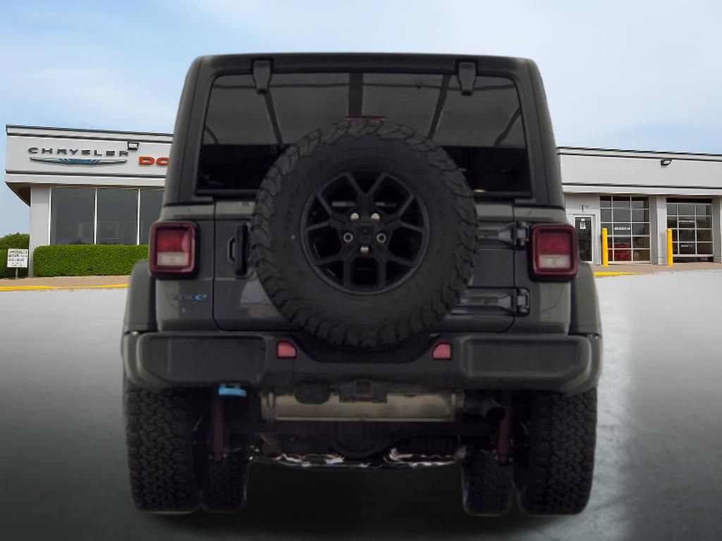 Used 2024 Jeep Wrangler Unlimited AWD/4WD image 8