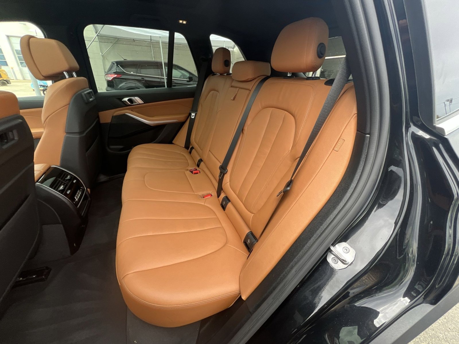 Used 2022 BMW X5 xDrive45e w/ Climate Comfort Package image 33