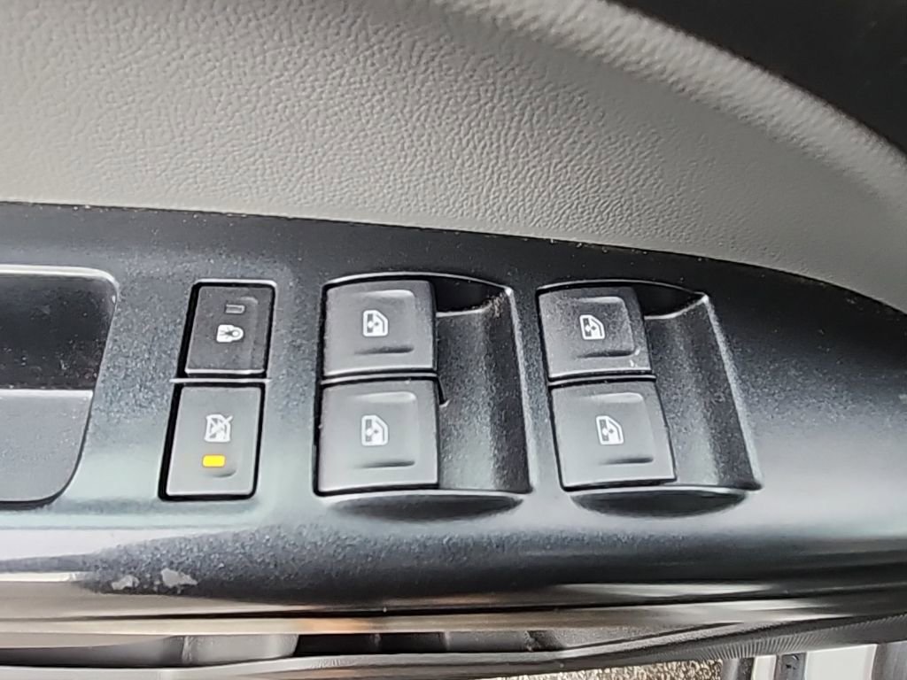 Used 2021 Chevrolet Colorado W/T w/ WT Convenience Package image 24