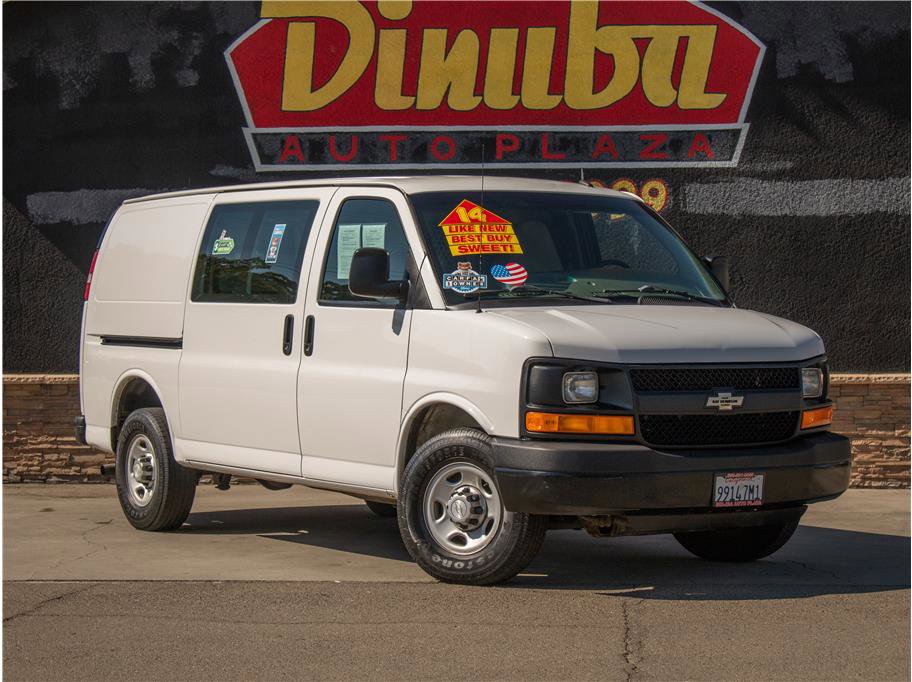 Used 2014 Chevrolet Express 2500 RWD image 4