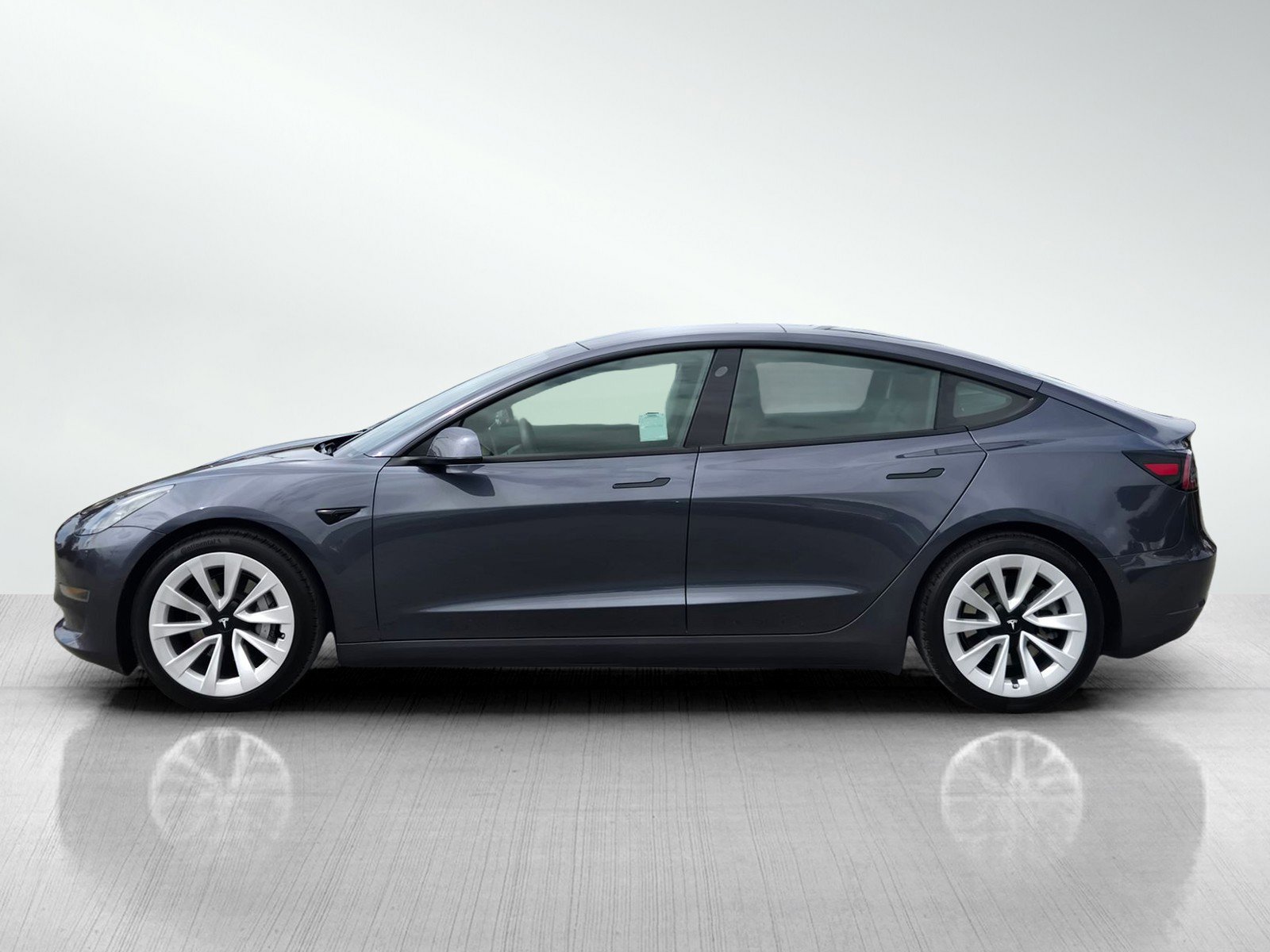 Used 2021 Tesla Model 3 Standard Range Plus RWD image 7