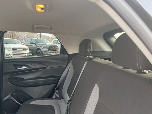 Used 2025 Chevrolet TrailBlazer LT image 16