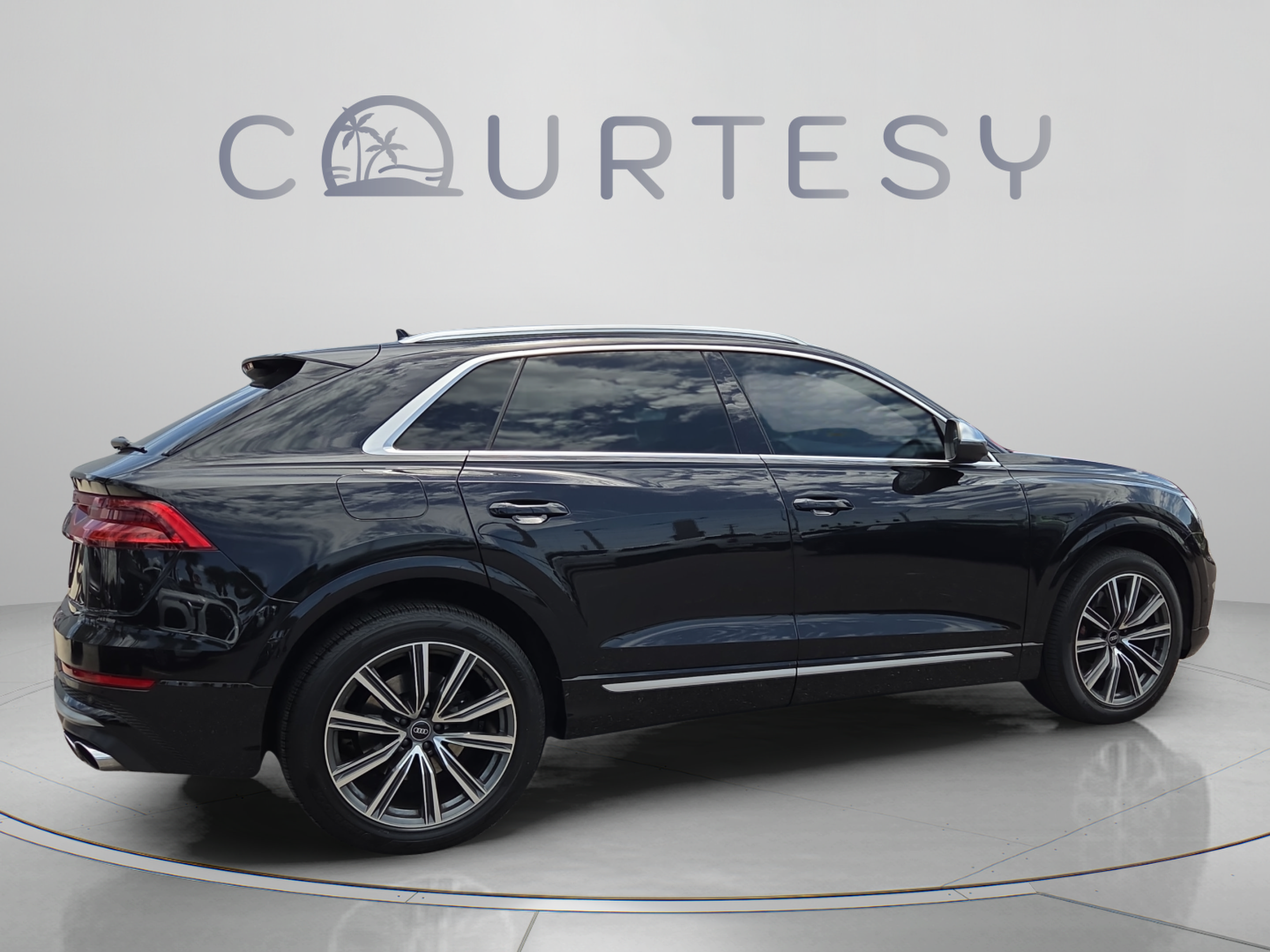 Used 2021 Audi SQ8 Premium Plus w/ Driver Assistance Package AWD/4WD image 5
