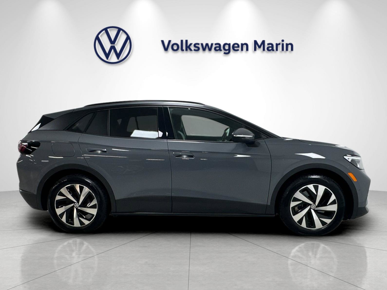 Used 2024 Volkswagen ID.4 2WD image 6