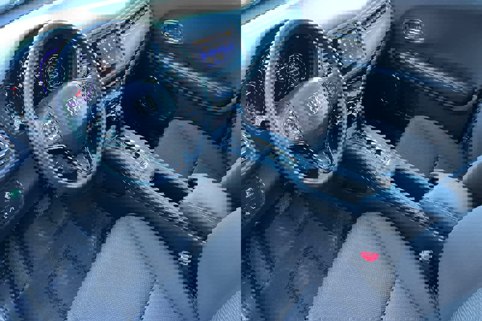 Used 2017 Honda HR-V EX image 11