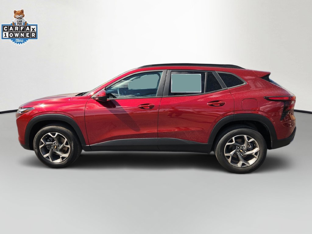 Used 2024 Chevrolet Trax LT w/ Driver Confidence Package FWD image 4