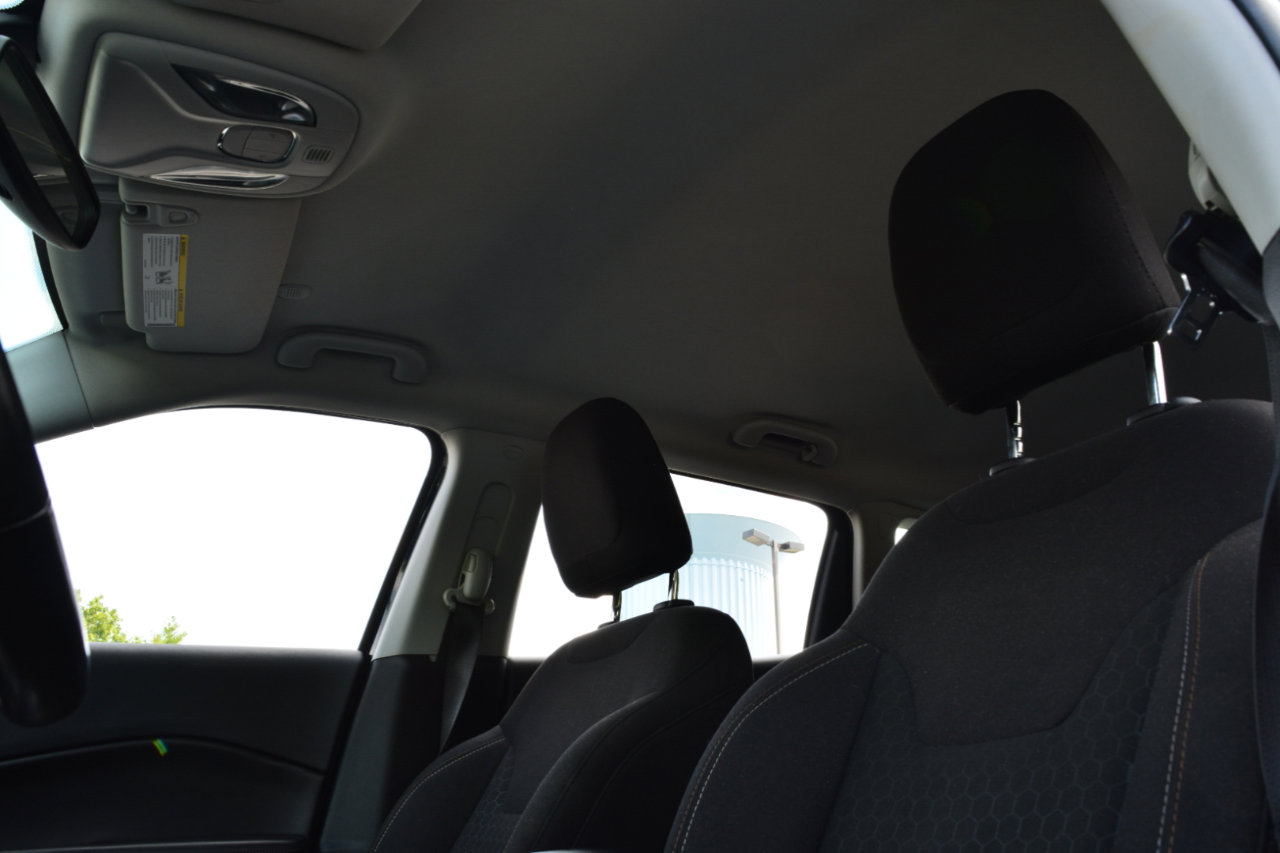 Used 2021 Jeep Compass Sport w/ Cold Weather Group image 13