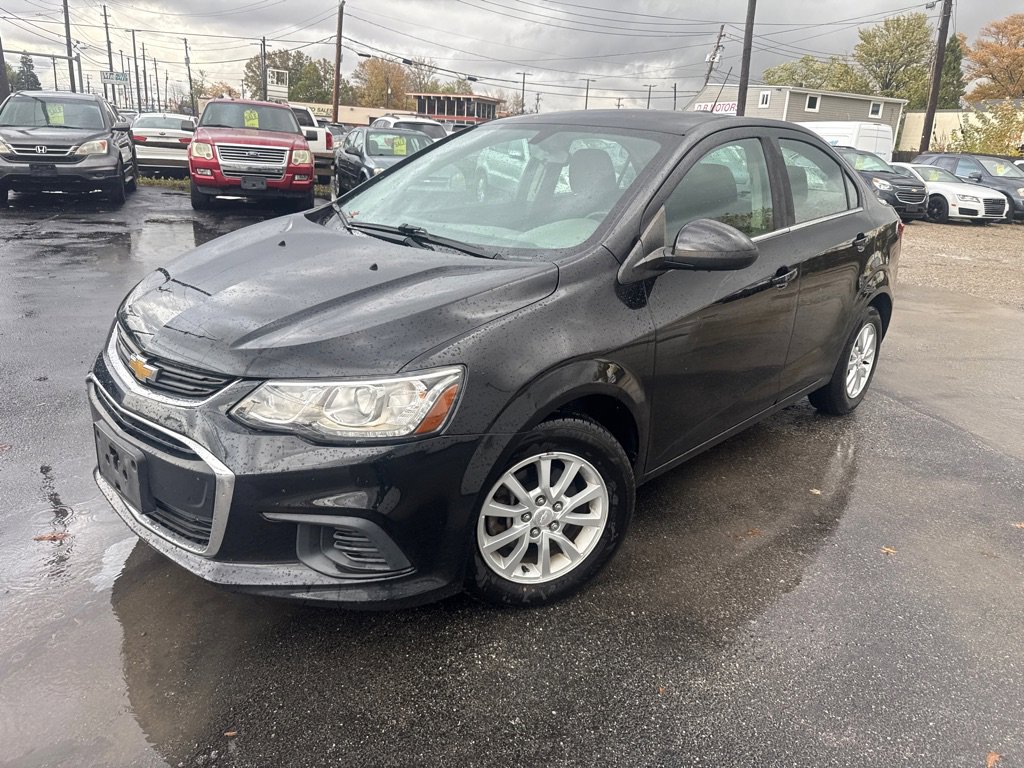 Used 2017 Chevrolet Sonic LT image 1