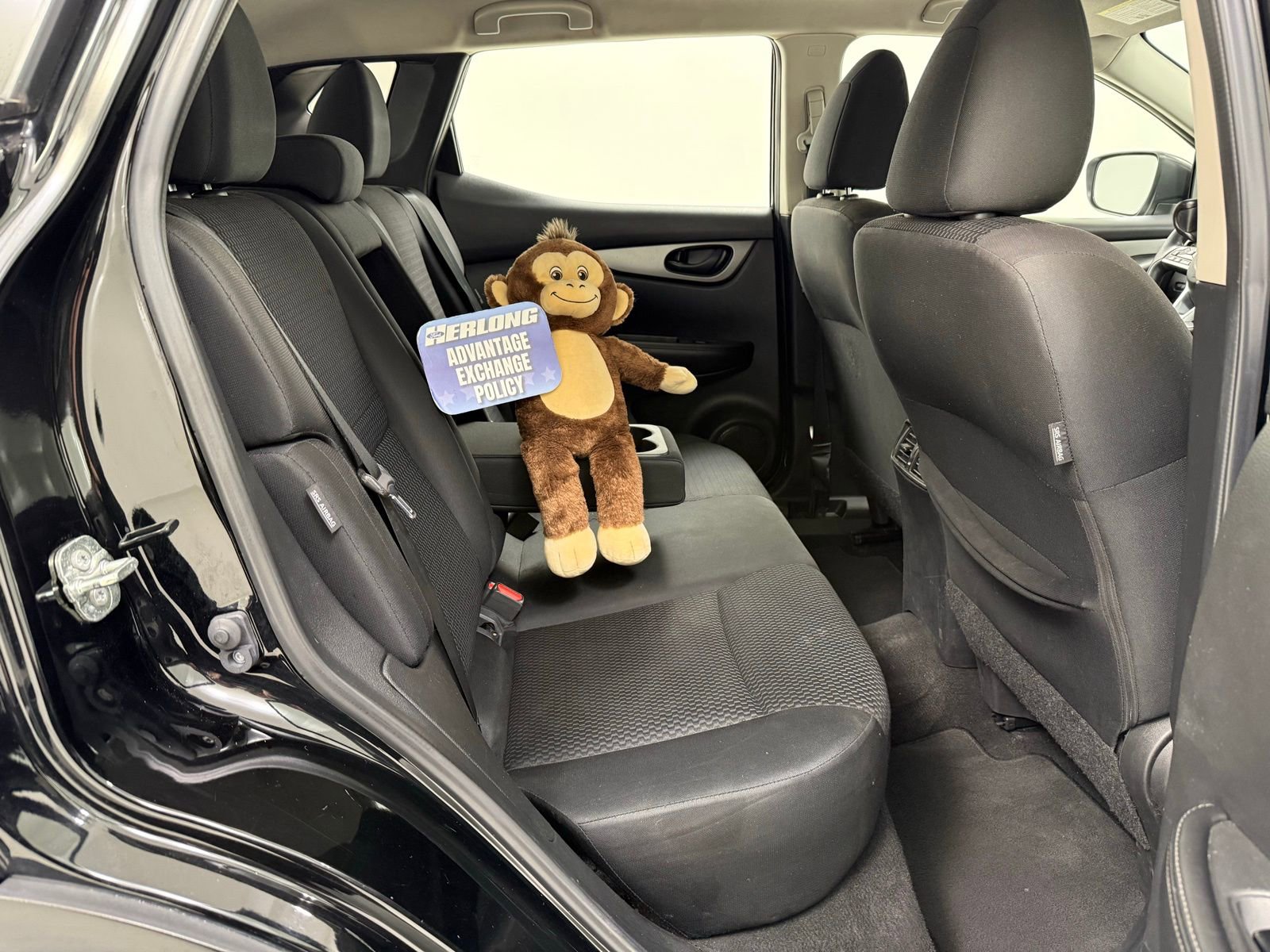 Used 2020 Nissan Rogue Sport S image 23