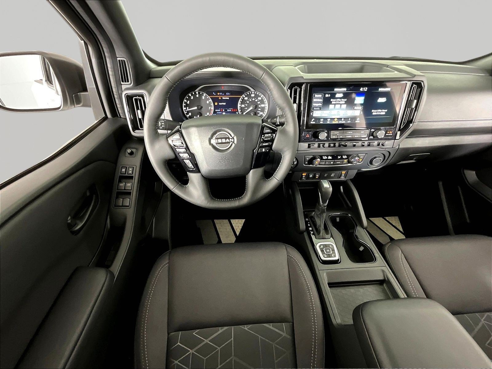 New 2027 Nissan Frontier SV w/ SV Convenience Package AWD/4WD image 9