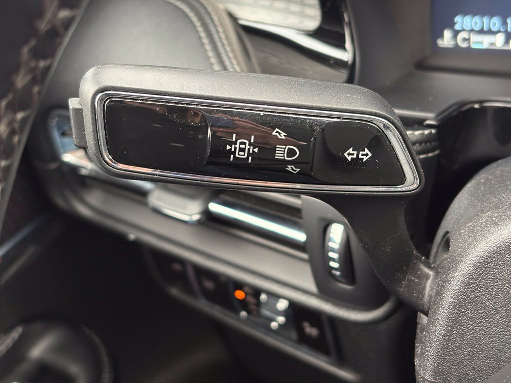 Used 2023 Lincoln Corsair AWD image 19