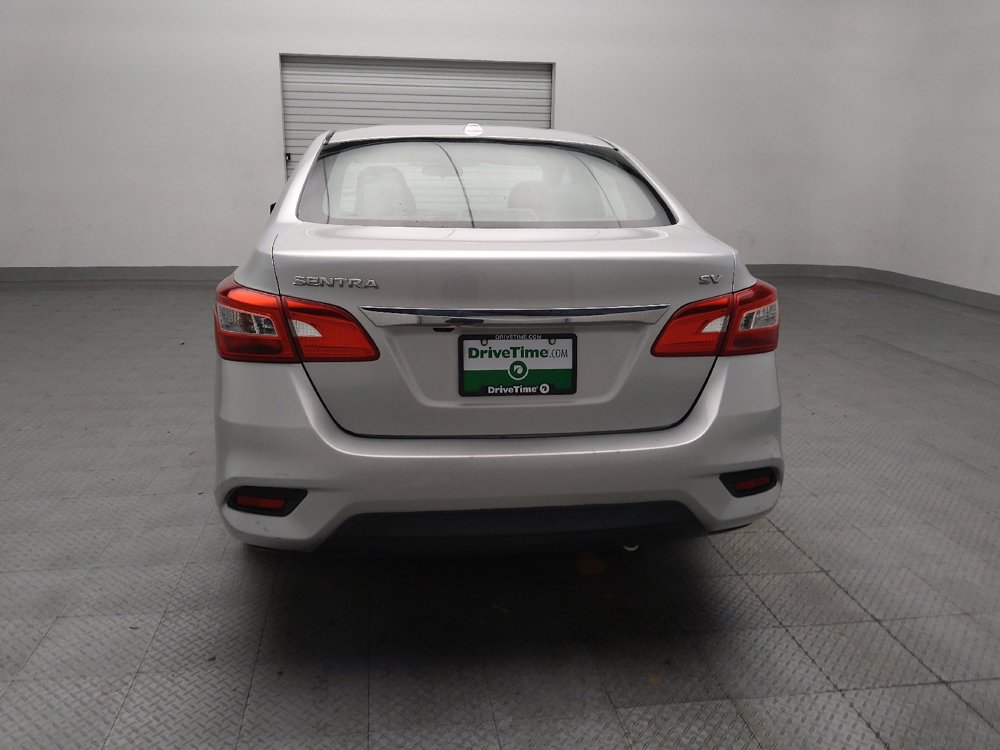 Used 2019 Nissan Sentra SV FWD image 6