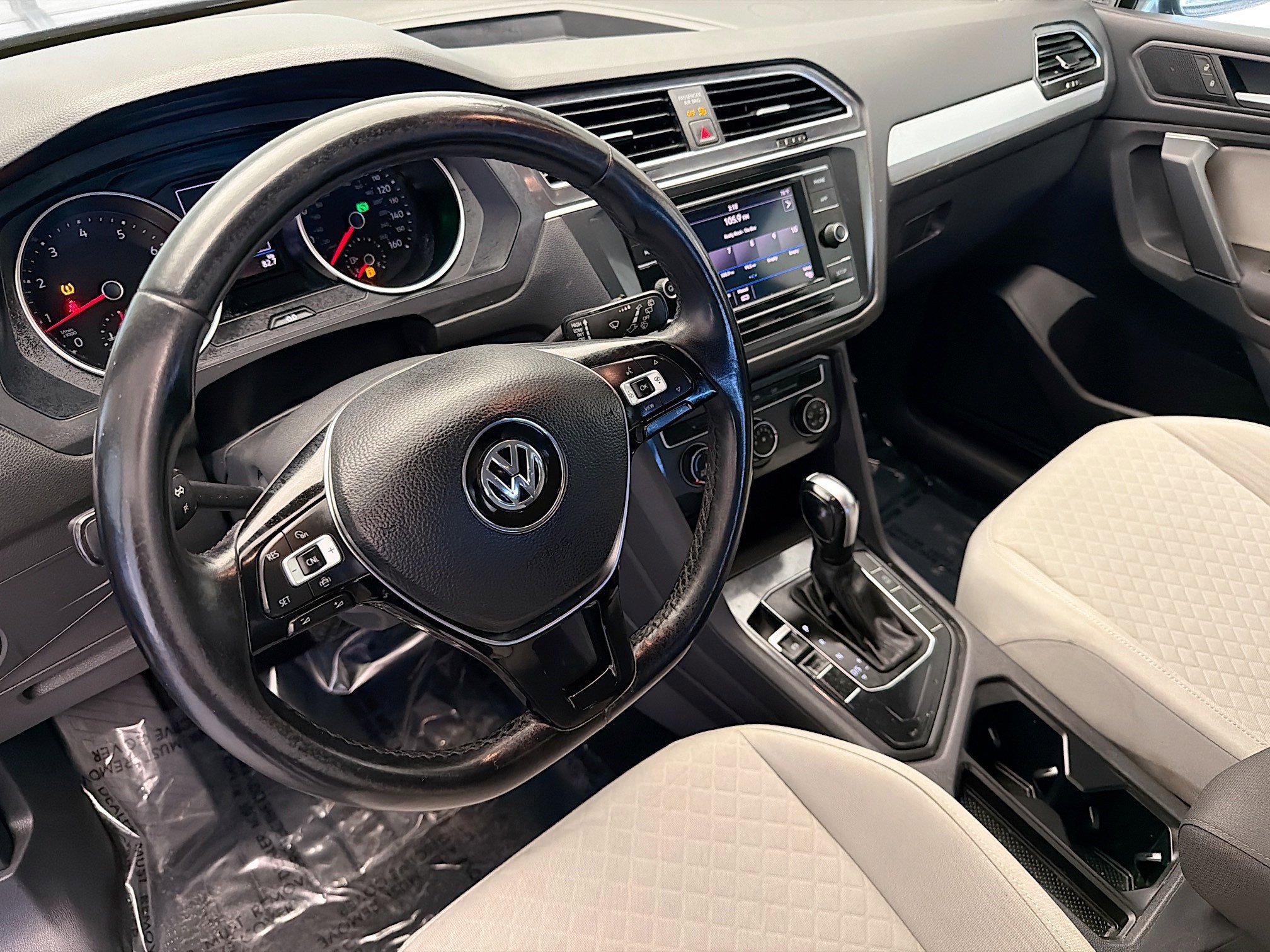 Used 2019 Volkswagen Tiguan S image 7